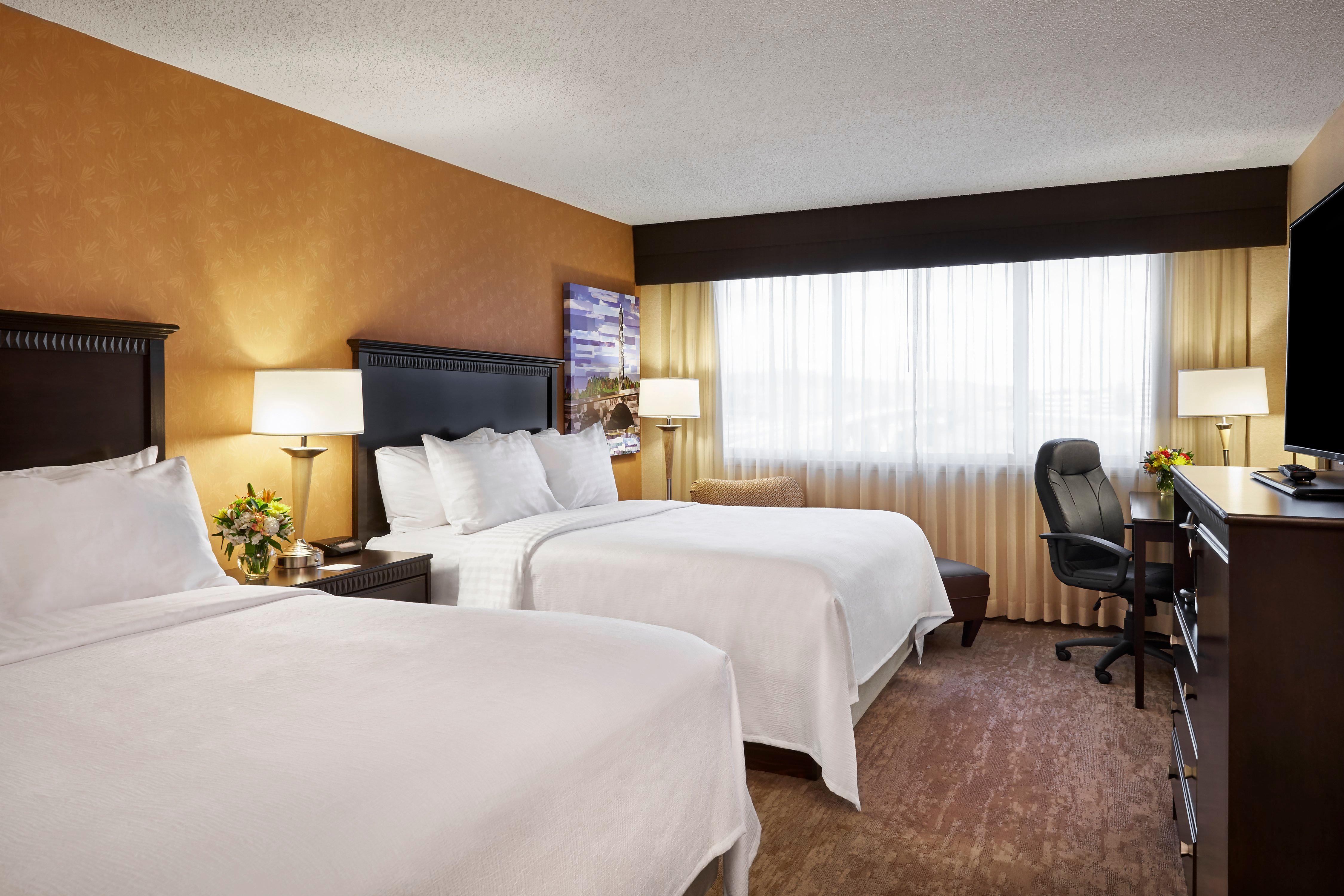 Holiday Inn Alexandria At Carlyle By Ihg Екстер'єр фото