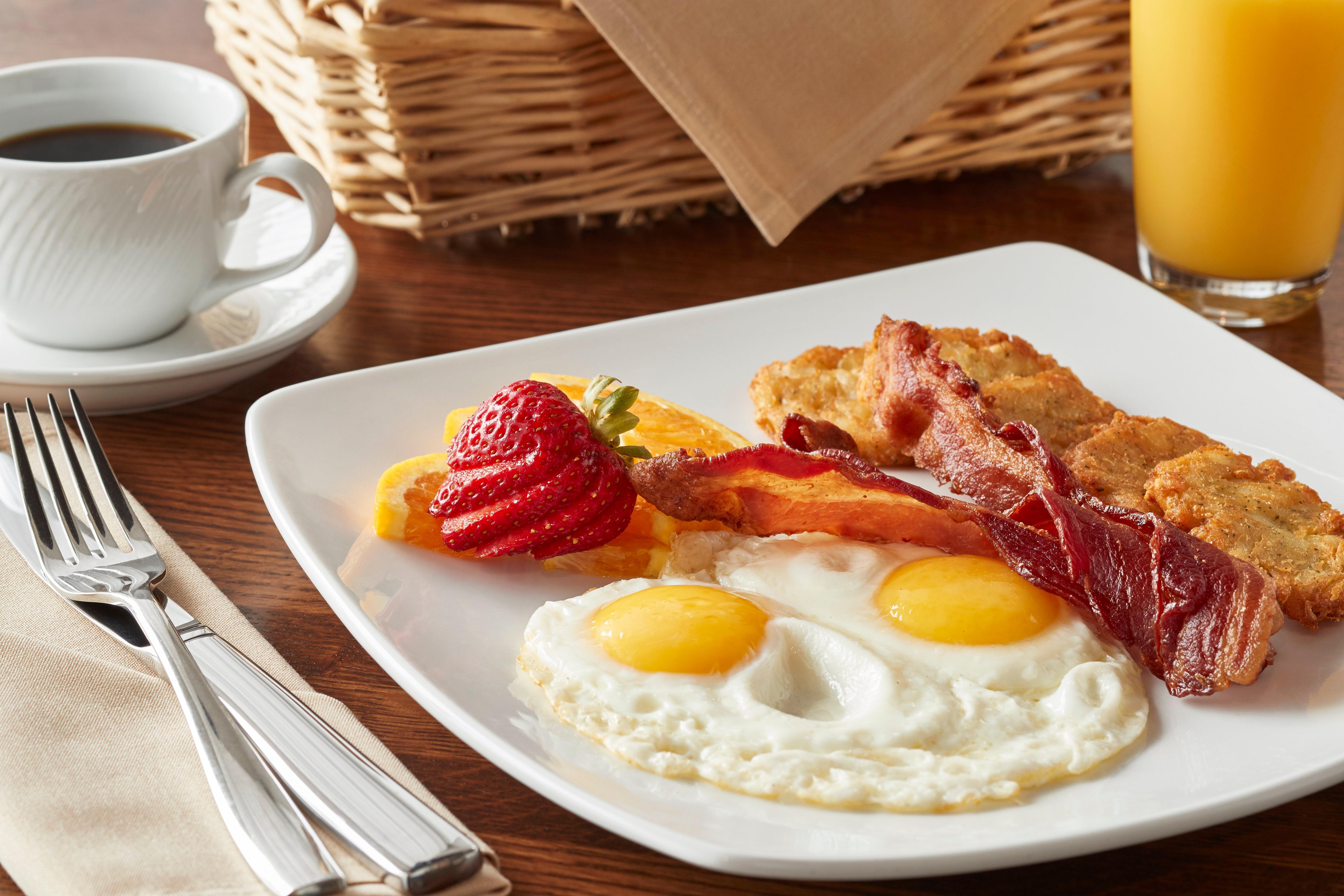 Holiday Inn Alexandria At Carlyle By Ihg Екстер'єр фото
