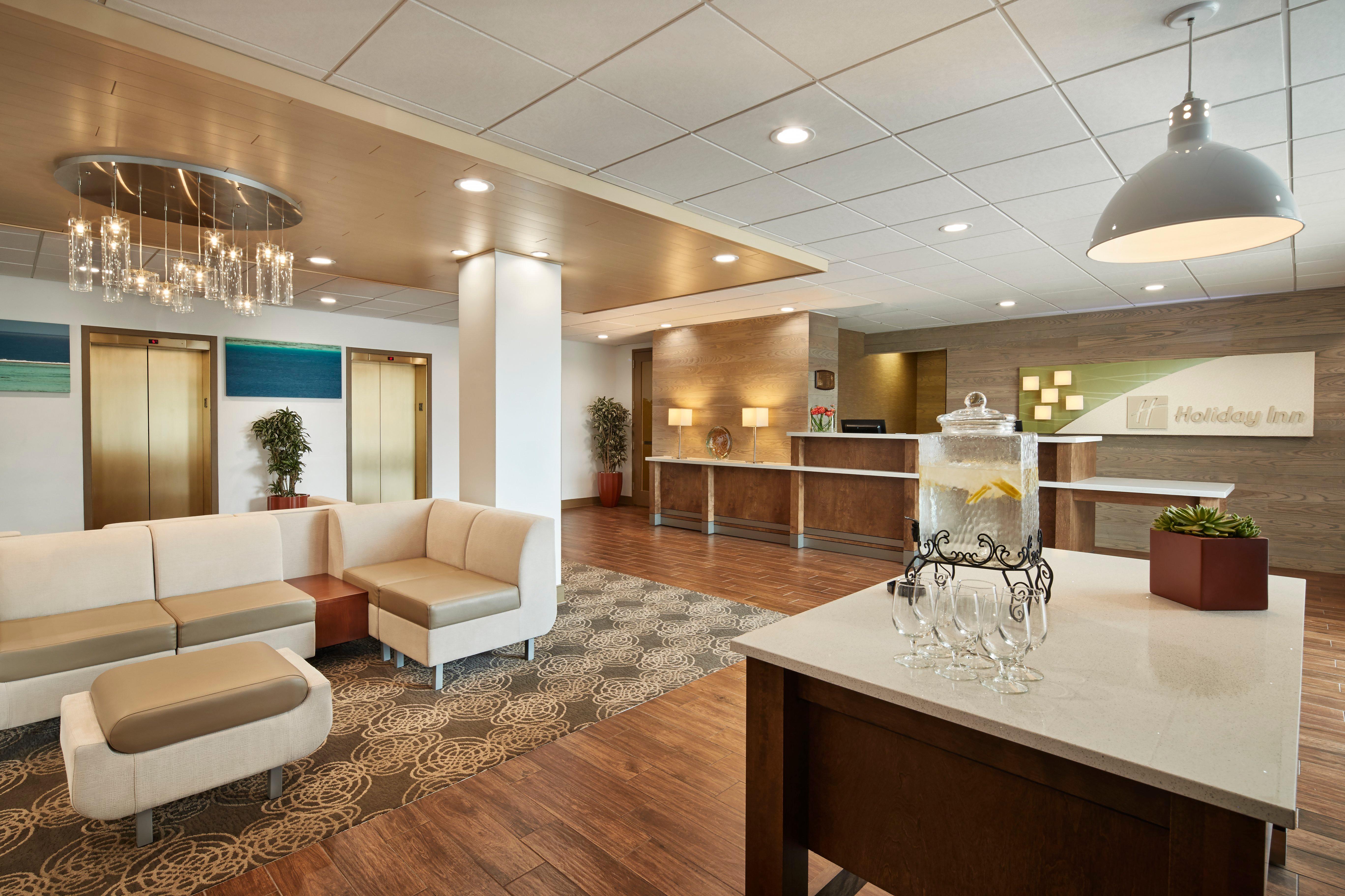 Holiday Inn Alexandria At Carlyle By Ihg Екстер'єр фото