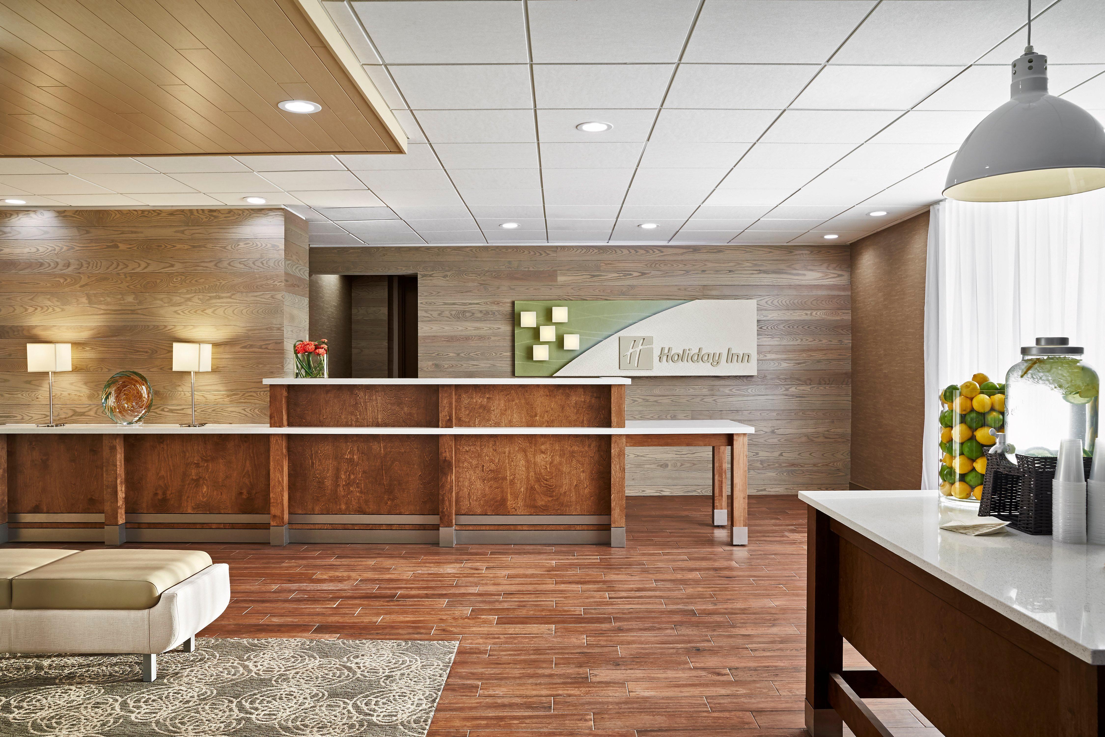 Holiday Inn Alexandria At Carlyle By Ihg Екстер'єр фото