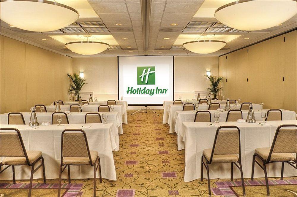 Holiday Inn Alexandria At Carlyle By Ihg Екстер'єр фото