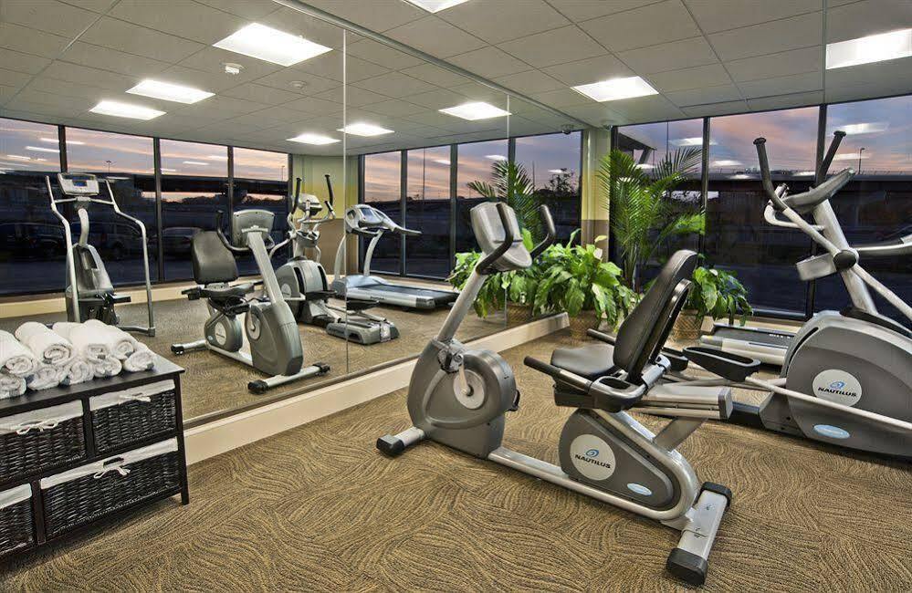 Holiday Inn Alexandria At Carlyle By Ihg Екстер'єр фото
